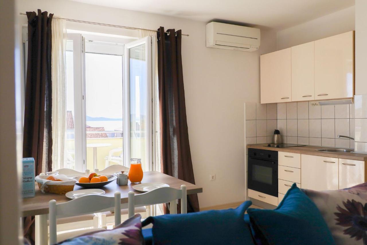 The Florens Residence Near The Beach With The Pool, Bbq And Kids Playground, Zadar Diklo Exterior foto